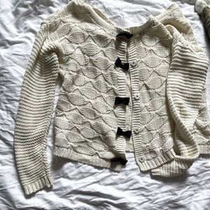 Cardigan. Size small. Good condition